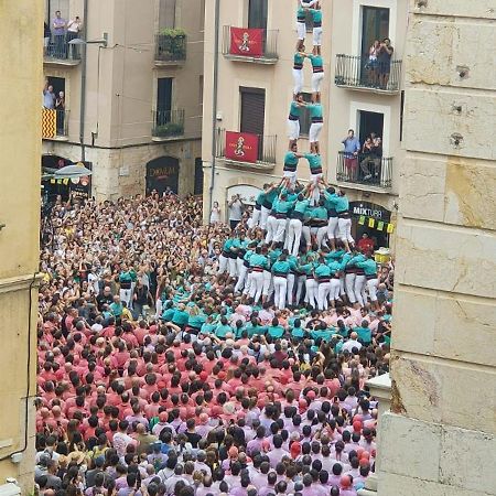 2 Tus Vacaciones Ideales En Tarragona Esterno foto